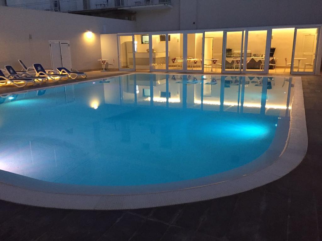 Hotel Miramare Марина ди Рагуса Екстериор снимка