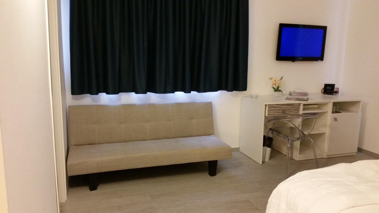 Hotel Miramare Марина ди Рагуса Екстериор снимка