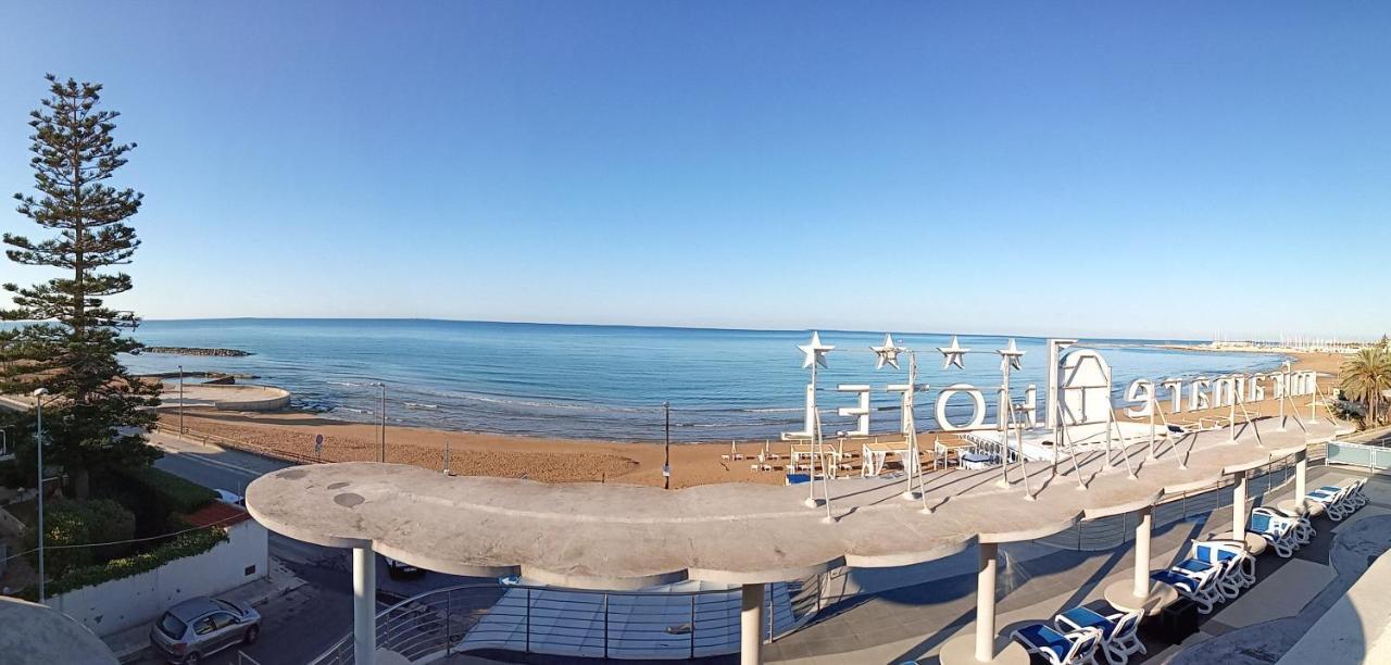 Hotel Miramare Марина ди Рагуса Екстериор снимка
